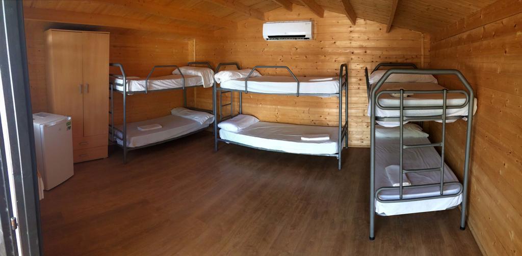 Camping Valdearenas Існахар Екстер'єр фото