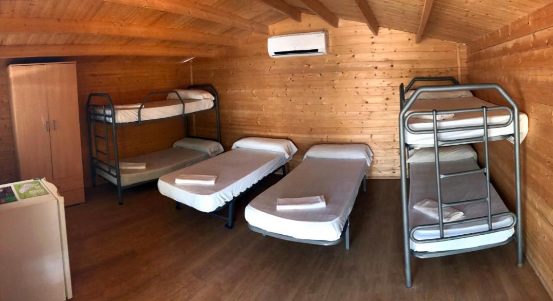 Camping Valdearenas Існахар Екстер'єр фото